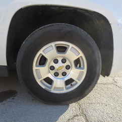 2014 Chevy 1500 Suburban   LT