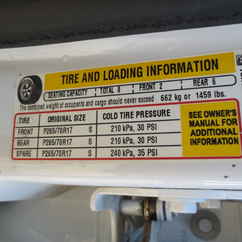 2014 Chevy 1500 Suburban   LT