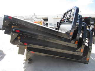 New CM 7 x 84 RD Flatbed Truck Bed