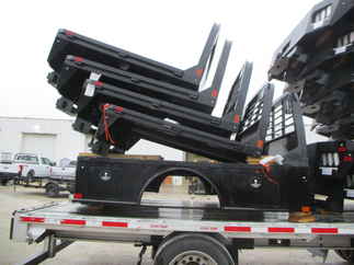 New CM 7 x 84 RD Flatbed Truck Bed