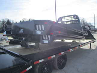 New CM 11.3 x 97 RD Flatbed Truck Bed