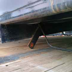 Used CM 14.3 x 97 RD Flatbed Truck Bed
