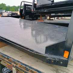 Used CM 14.3 x 97 RD Flatbed Truck Bed
