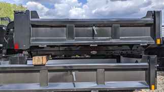 New CM 9 x 97 DP Flatbed Truck Bed