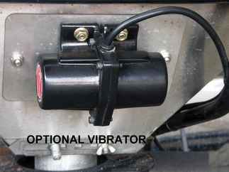 ON SALE DEMO Hiniker 600 Model, Tailgate Stainless Steel Spreader, 