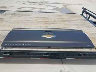 Used Truck Bed only 2015 Chevy/GMC 2500 6.5 ft OEM Short Bed Single Rear Wheel