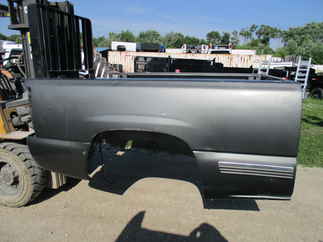 Used Truck Bed only 99-07 Chevy/GMC 2500 6.5 ft OEM Short Bed Single Rear Wheel