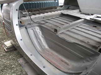 Used Truck Bed only 99-07 Chevy/GMC 2500 8 ft OEM Long Bed Single Rear Wheel