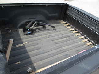 Used Truck Bed only 11-18 Dodge/RAM 2500/3500 6.5 ft OEM Short Bed Single Rear Wheel