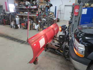  Used Hiniker 2752 Model, Straight Conventional, HALOGEN headlights Steel
